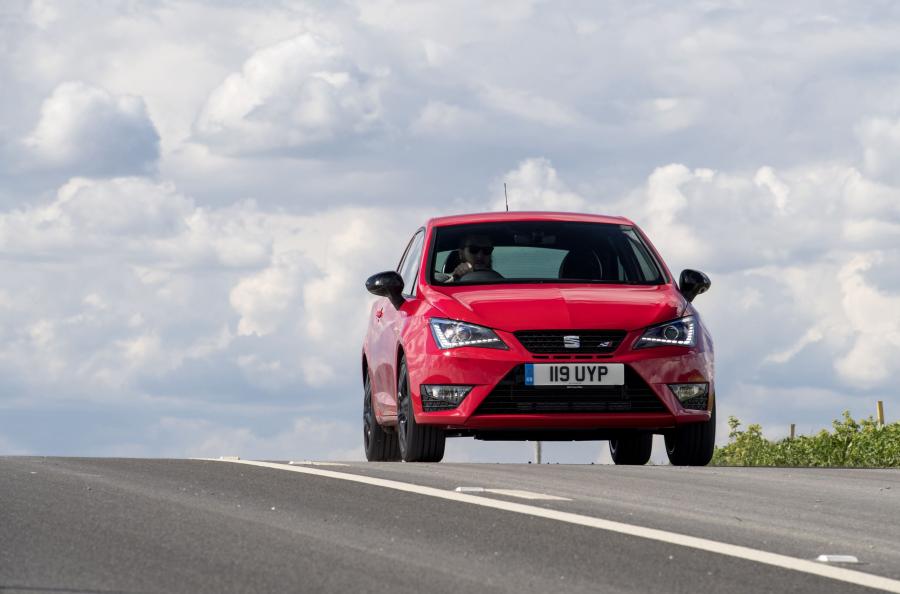  Seat Ibiza Cupra 2016 года  (UK) (фото 15 из 30)